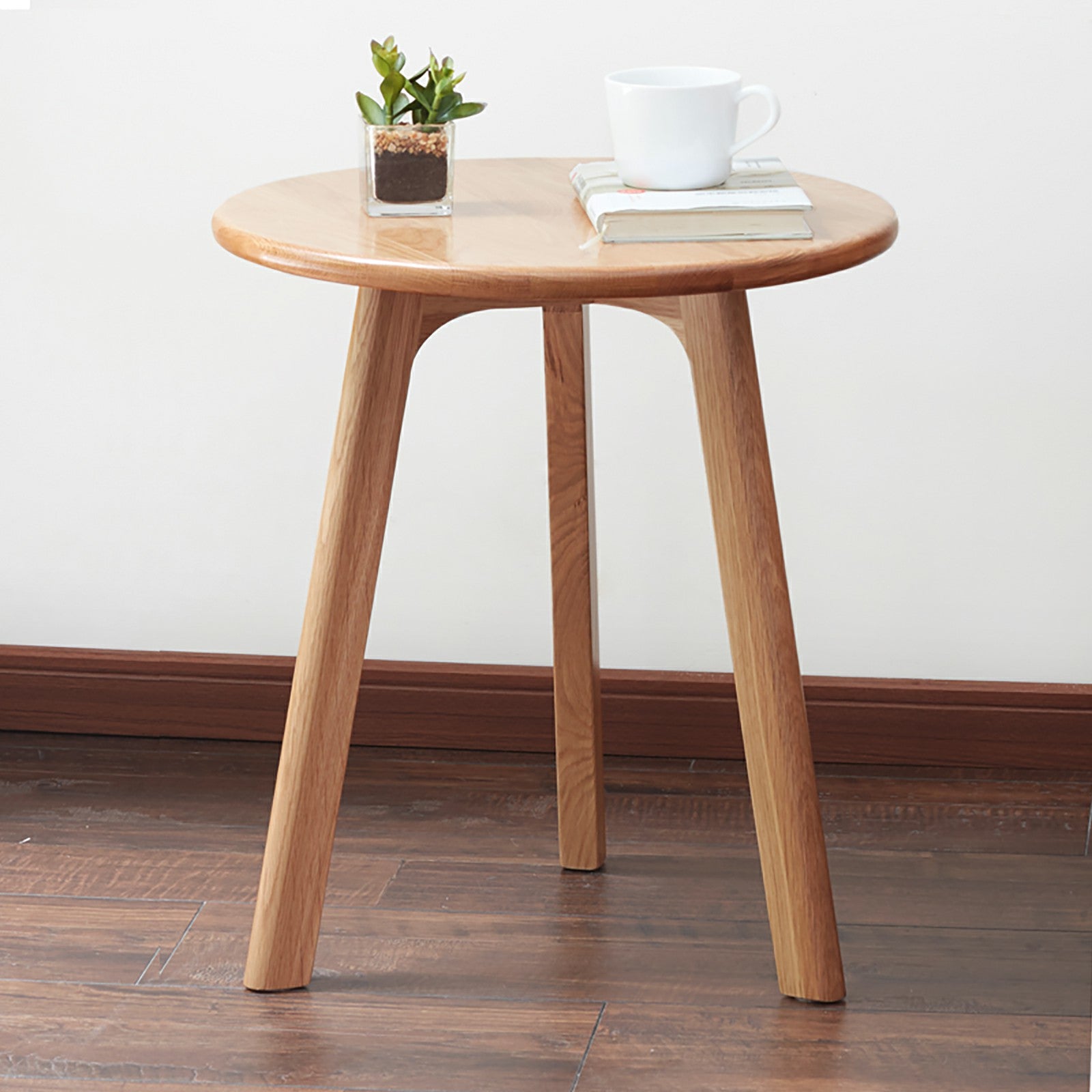 Round Oak Wood Side Table – Small End Table & Nightstand